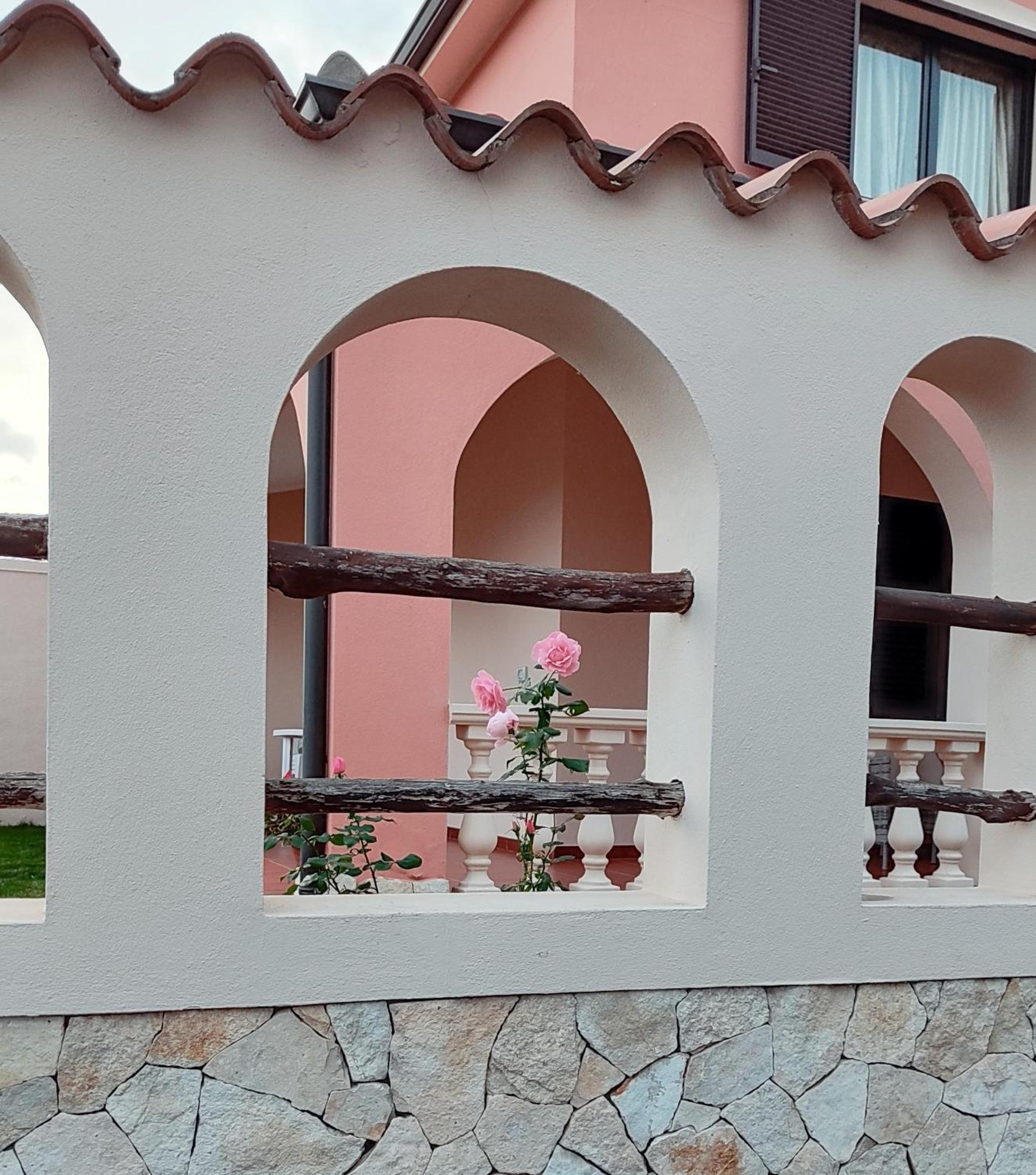 הוילה Sestu La Casa Di Bonaria מראה חיצוני תמונה